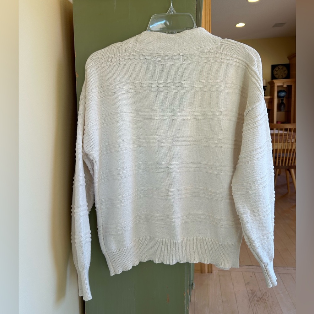 Women's Cupcakes & Cashmere Button Front V-Neck Ivory Cardigan Sweater Sz Large - Picture 2 of 9